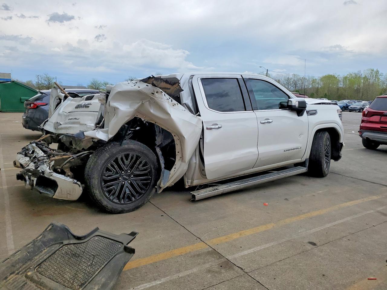 2022 GMC Sierra