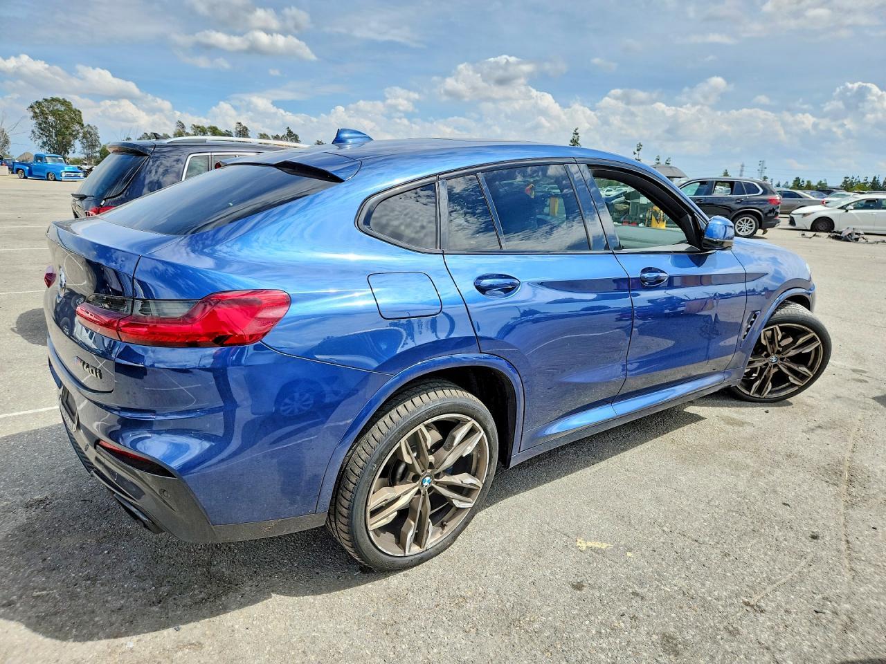2021 BMW X4