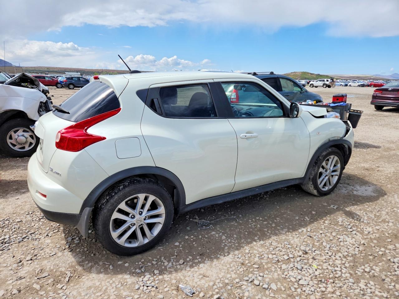 2011 NISSAN Juke