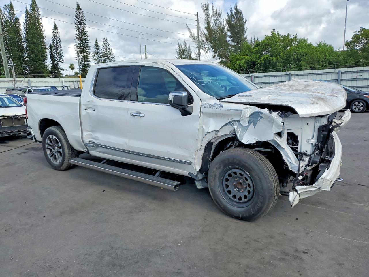 2023 CHEVROLET Silverado