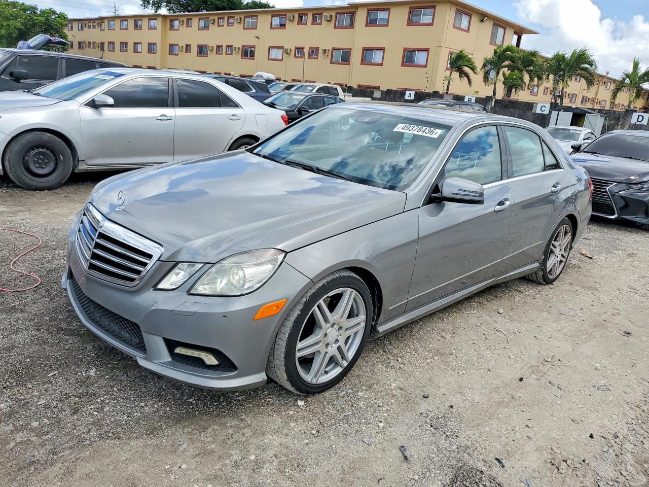 2010 MERCEDES-BENZ E-Class