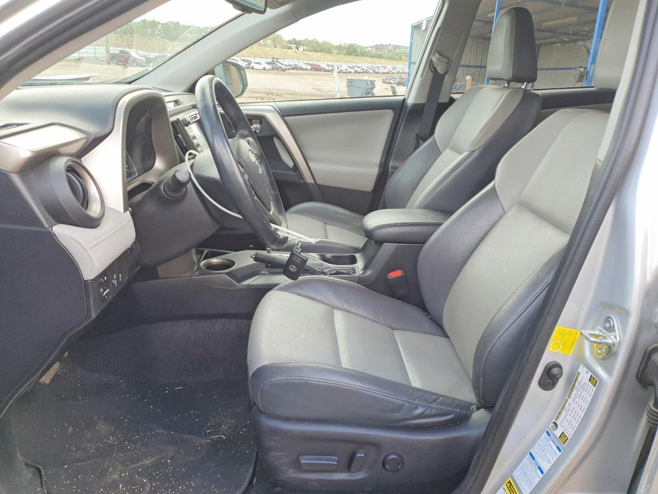 2015 TOYOTA RAV4