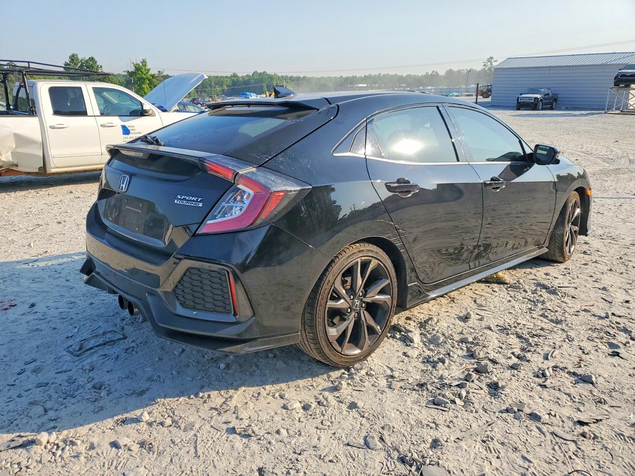 2018 HONDA CIVIC