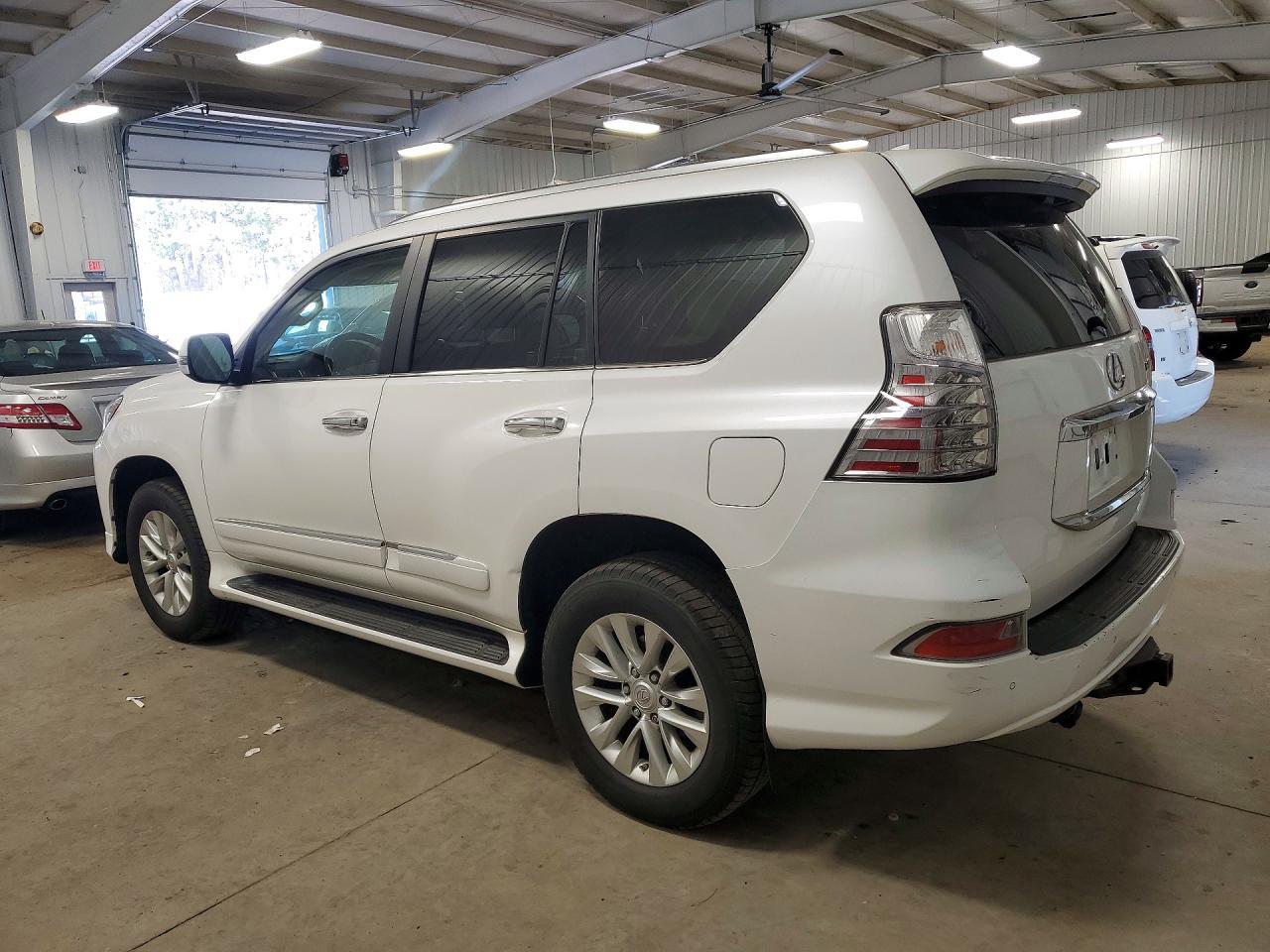2016 LEXUS GX 460