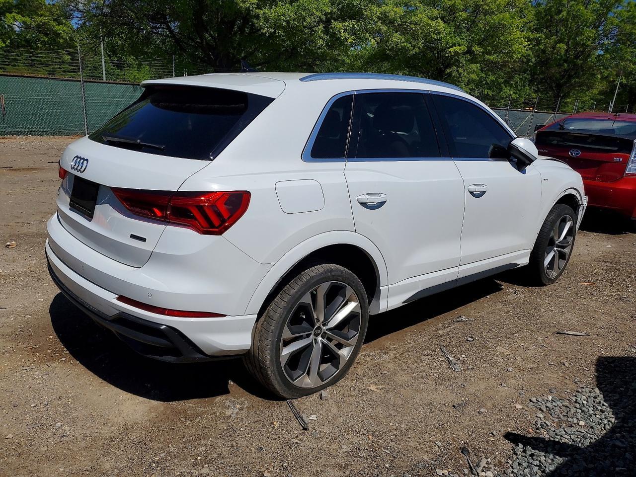 2021 AUDI Q3