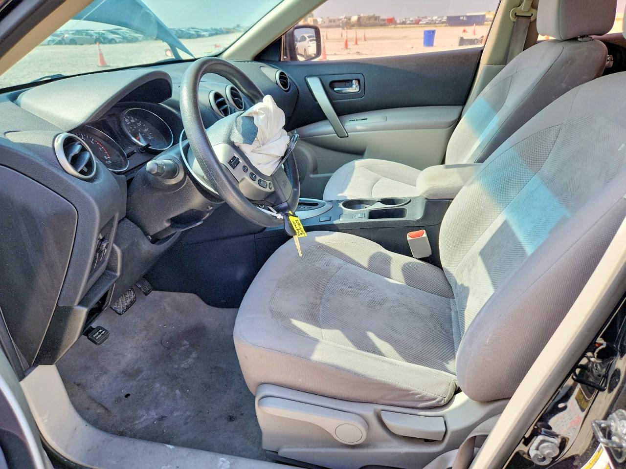 2014 NISSAN ROGUE