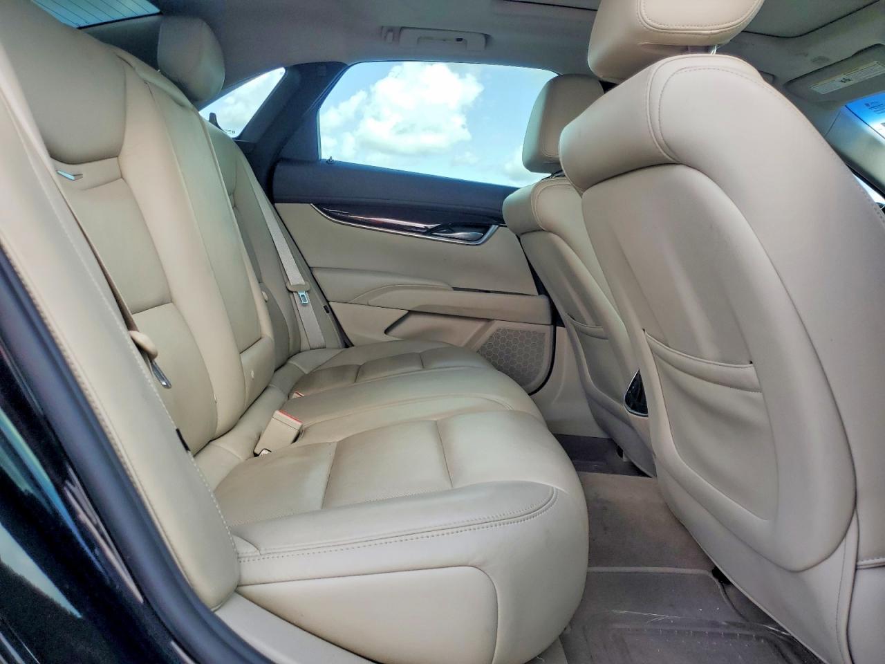 2015 CADILLAC XTS