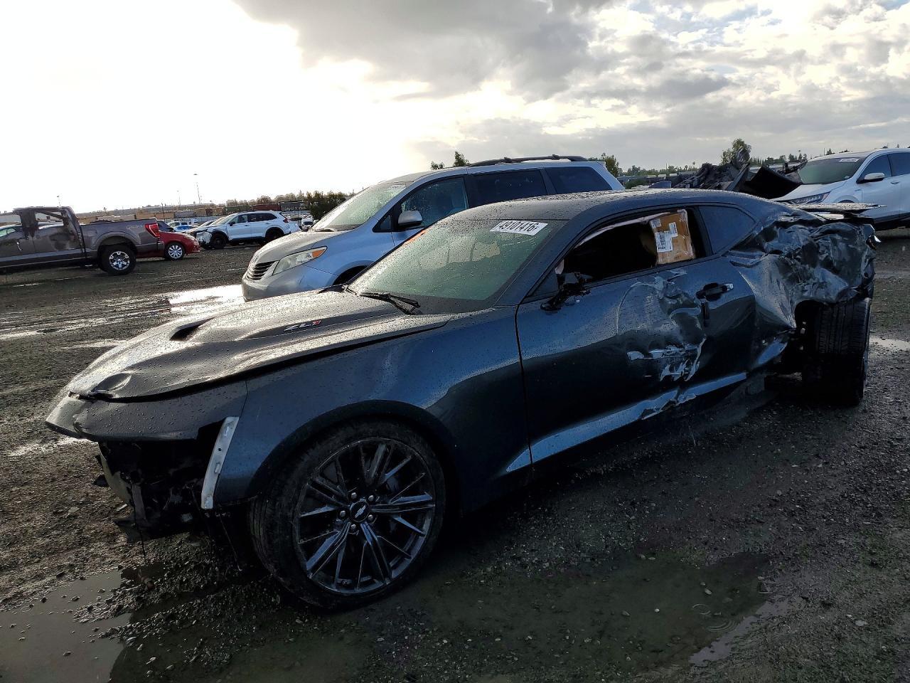2018 CHEVROLET Camaro