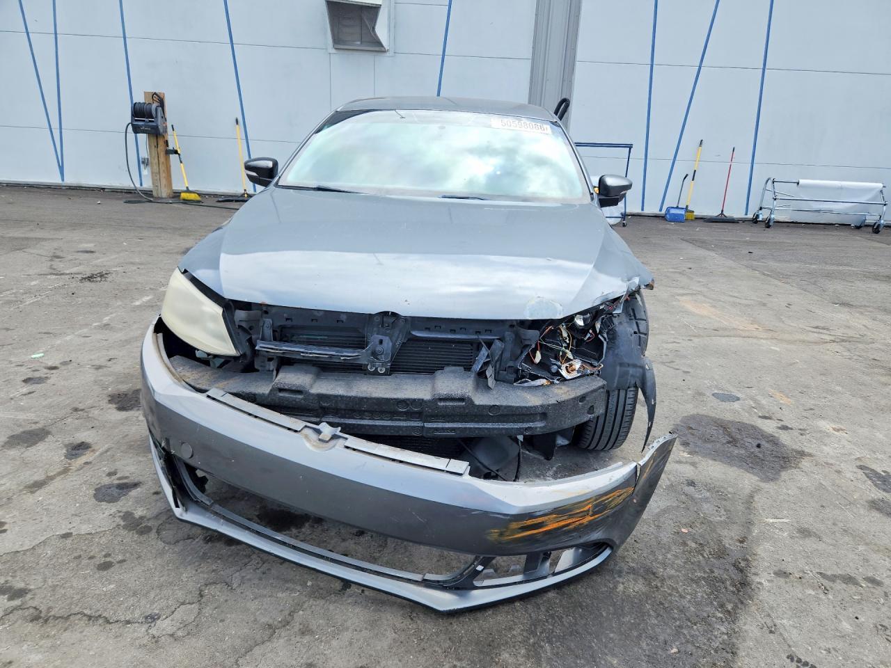 2011 VOLKSWAGEN JETTA