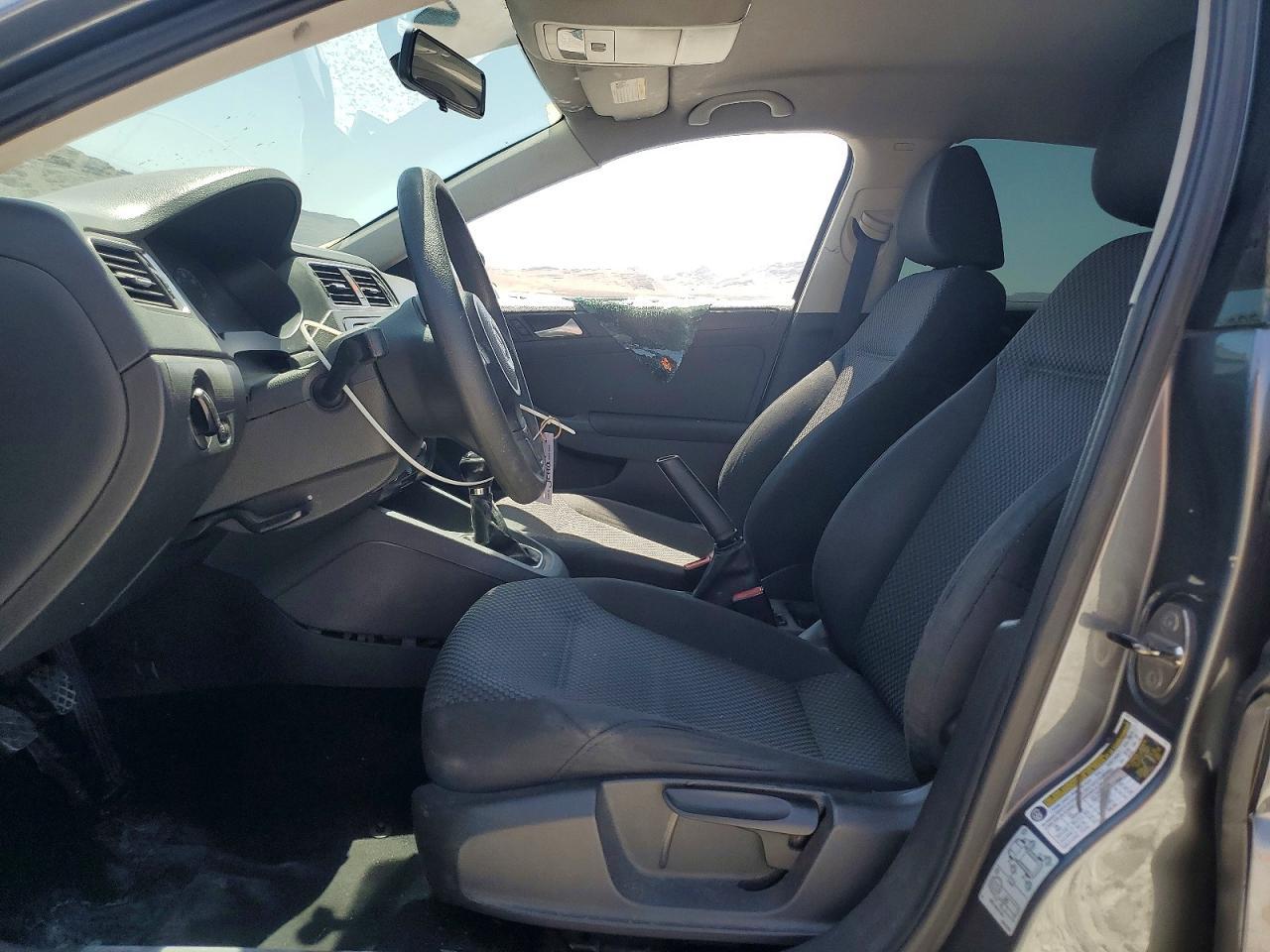 2012 VOLKSWAGEN JETTA