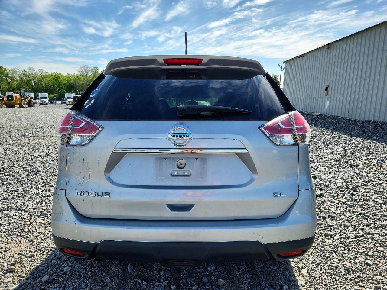 2015 NISSAN ROGUE