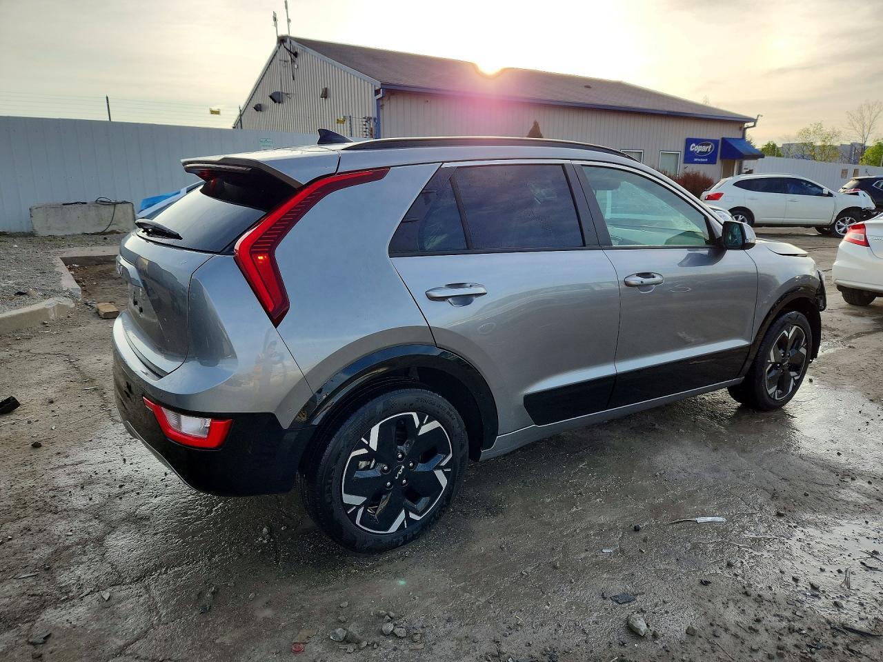 2023 KIA Niro