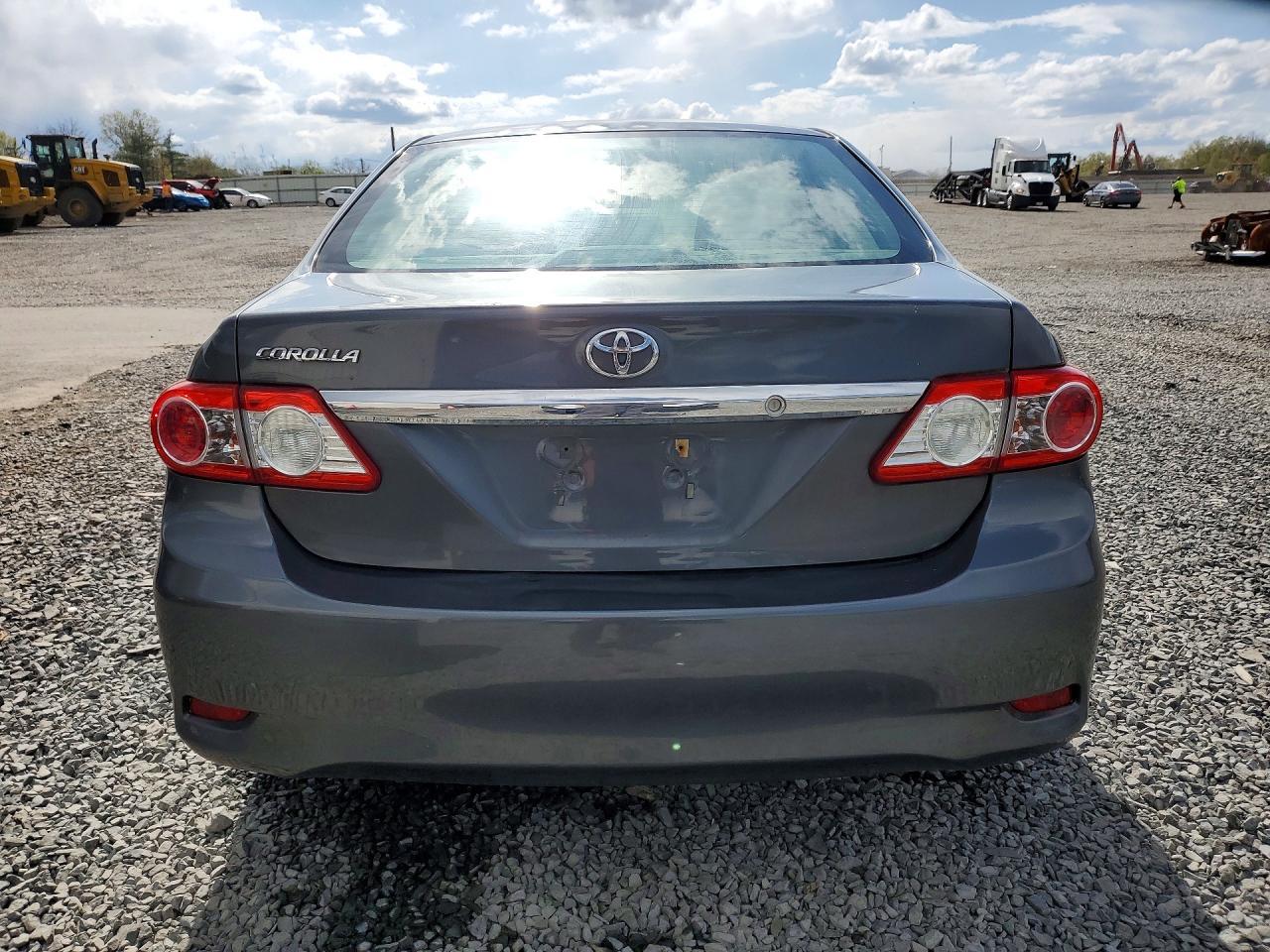 2012 TOYOTA COROLLA