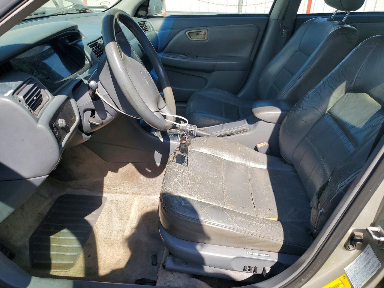 2000 TOYOTA CAMRY