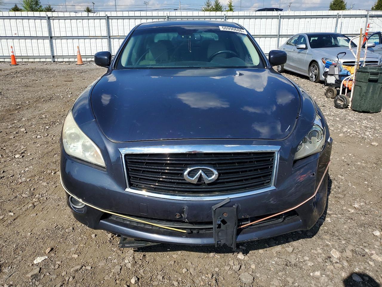 2011 INFINITI M37