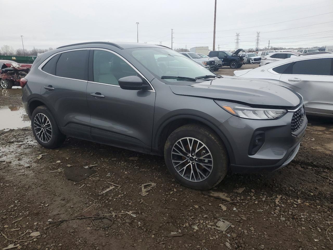 2026 FORD Escape Hybrid