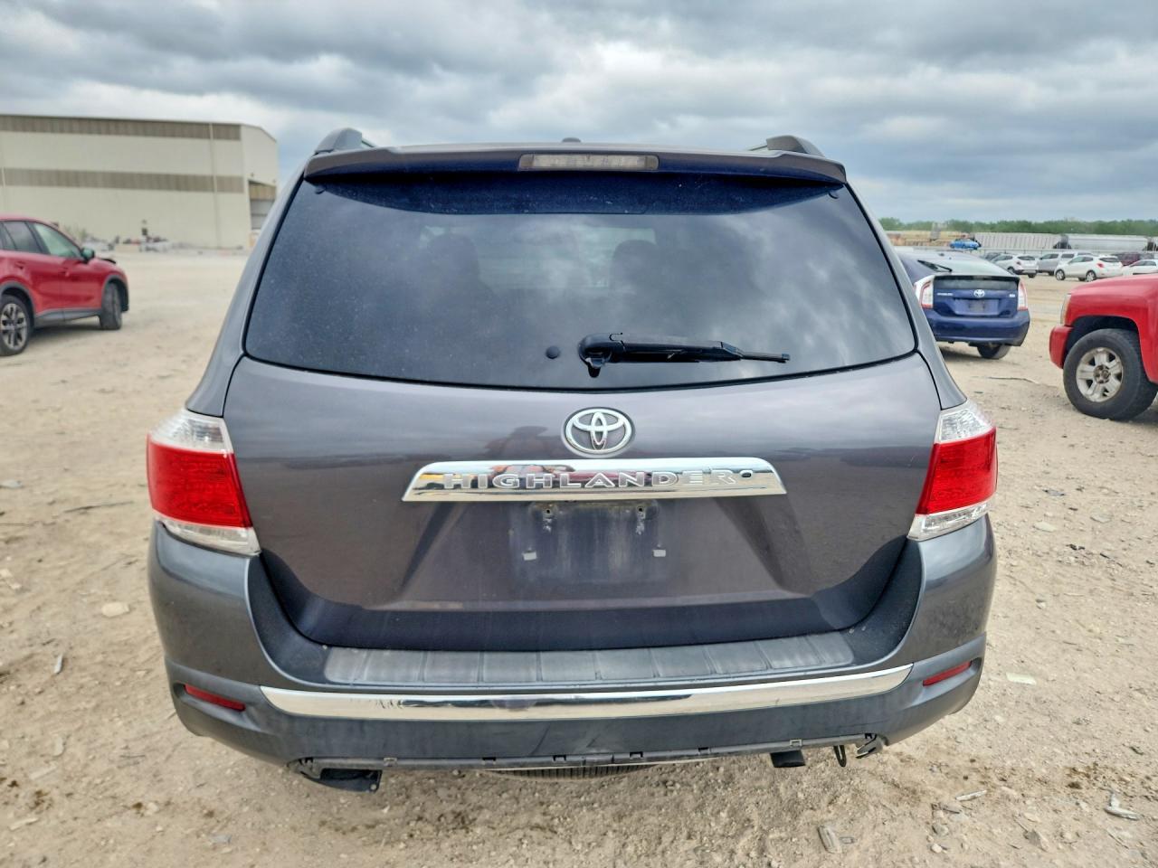 2013 TOYOTA HIGHLANDER