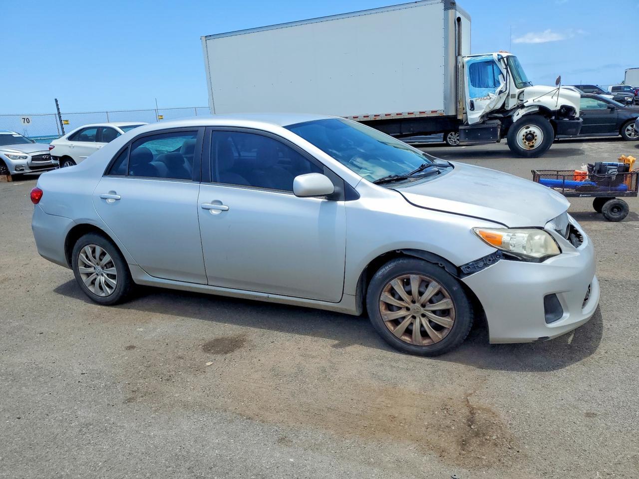 2013 TOYOTA COROLLA