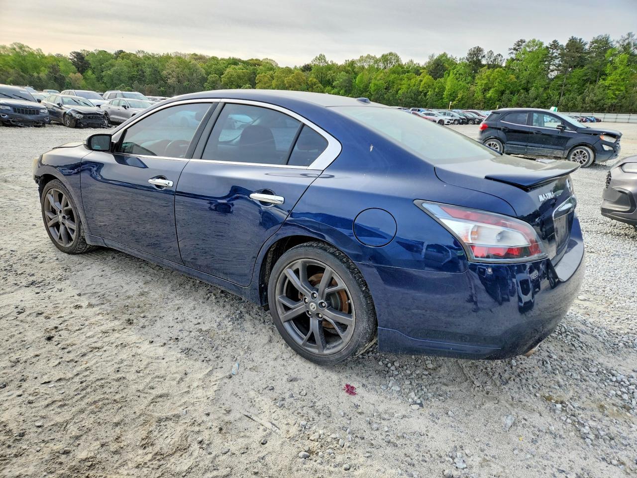2013 NISSAN Maxima
