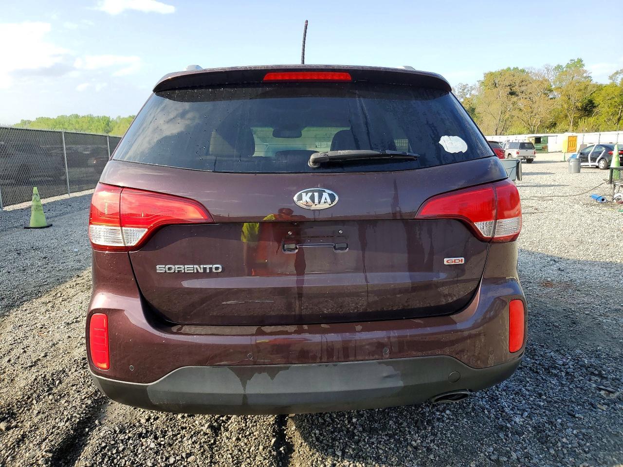 2014 KIA SORENTO