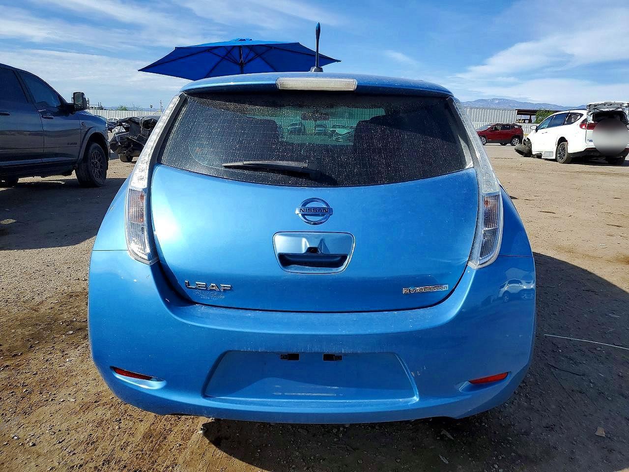 2013 NISSAN LEAF