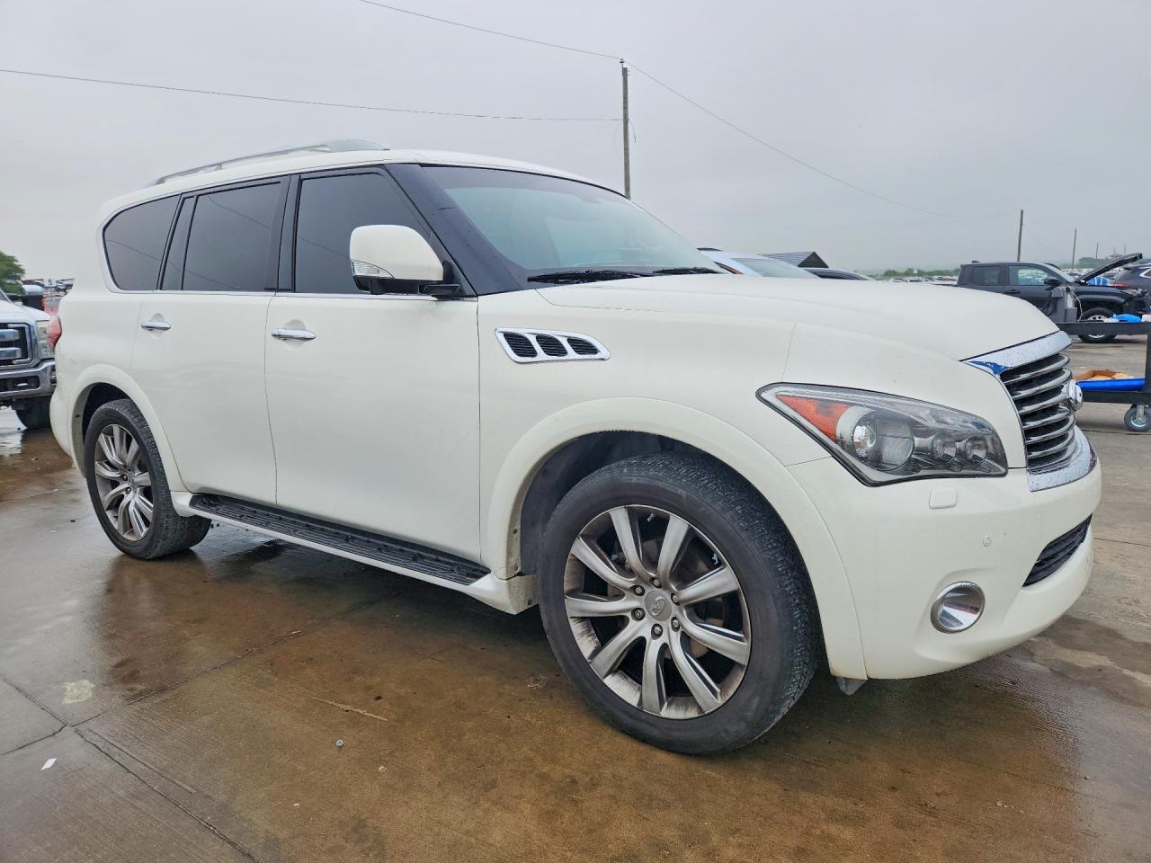 2012 INFINITI QX56