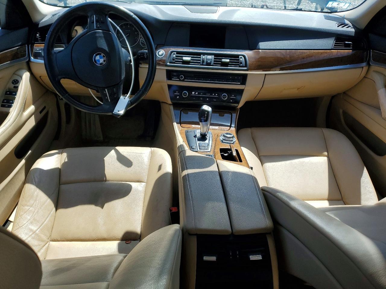 2011 BMW 5 series