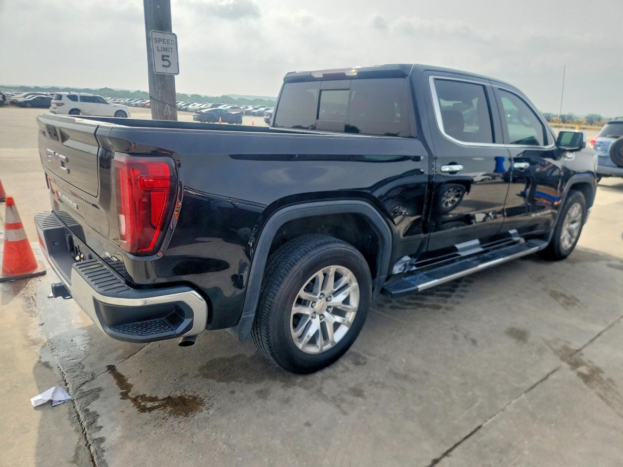 2021 GMC Sierra