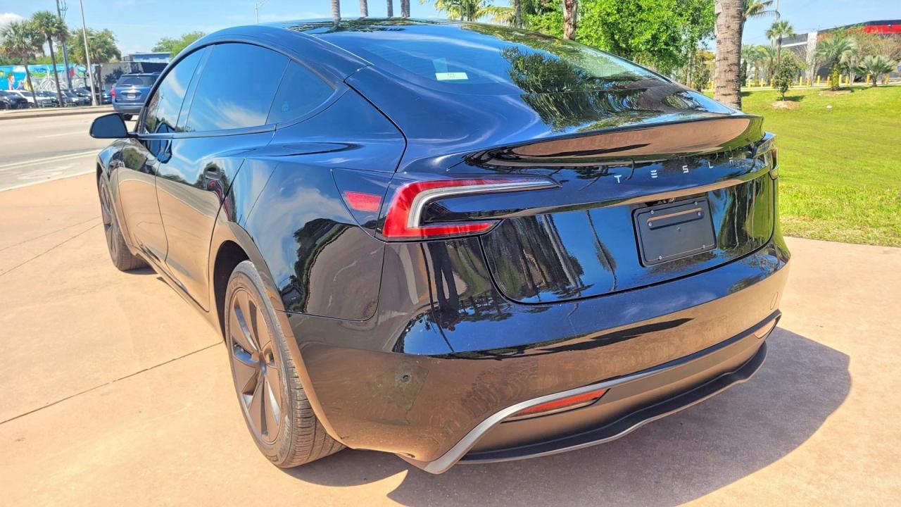 2025 TESLA MODEL 3