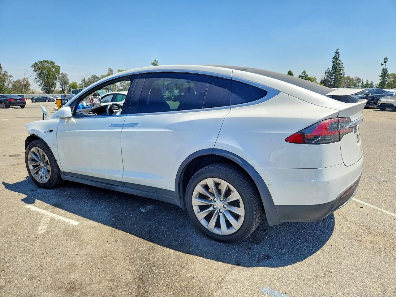 2016 TESLA MODEL X