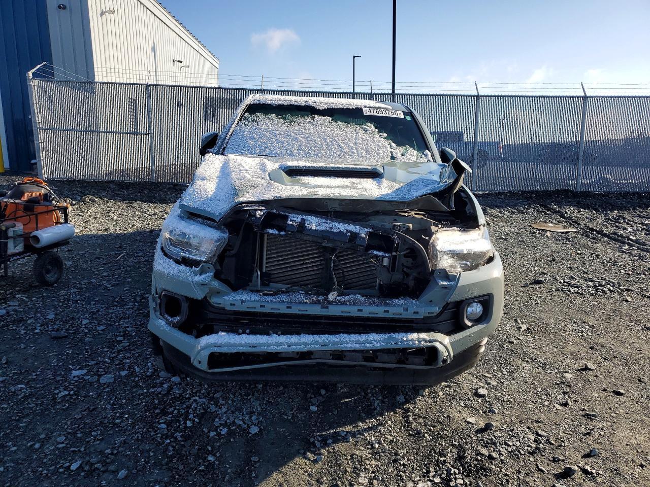 2022 TOYOTA TACOMA
