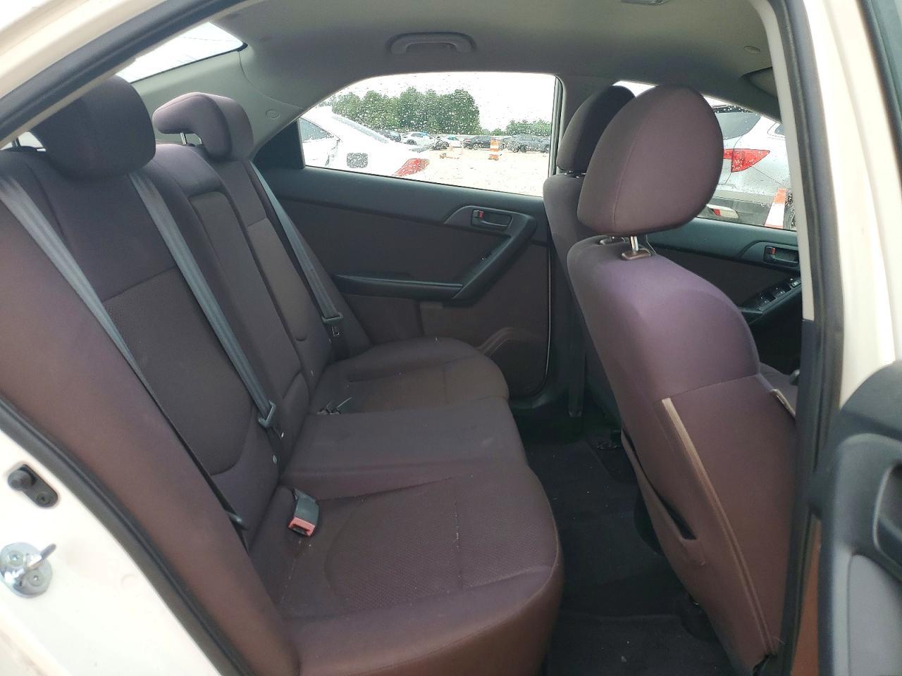 2010 KIA FORTE