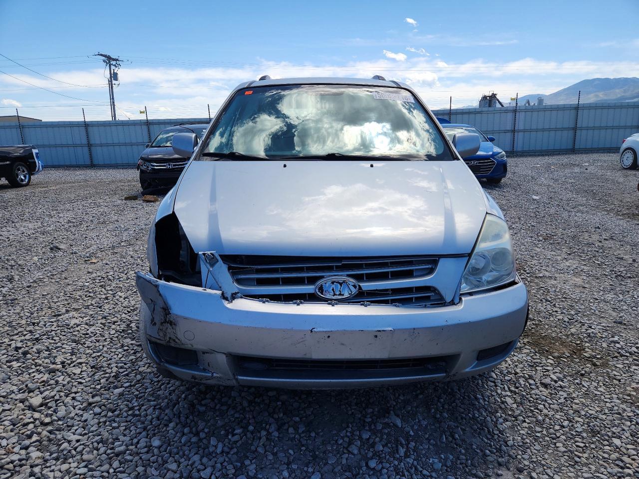 2009 KIA SEDONA