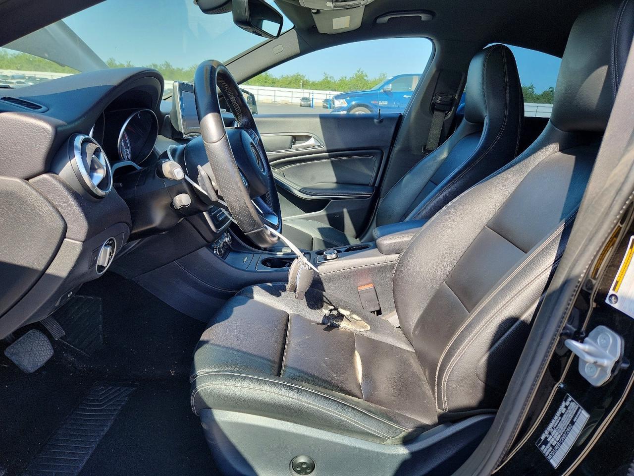 2016 MERCEDES-BENZ CLA-Class