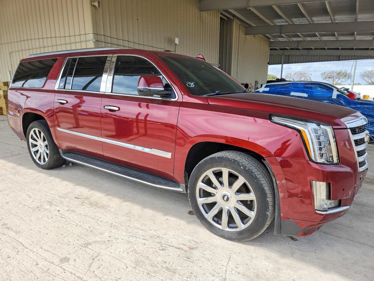 2017 CADILLAC Escalade ESV