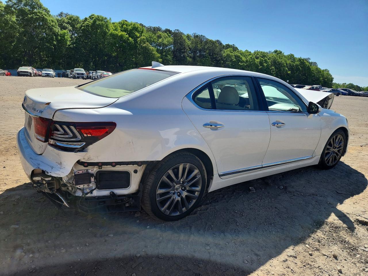 2015 LEXUS LS 460