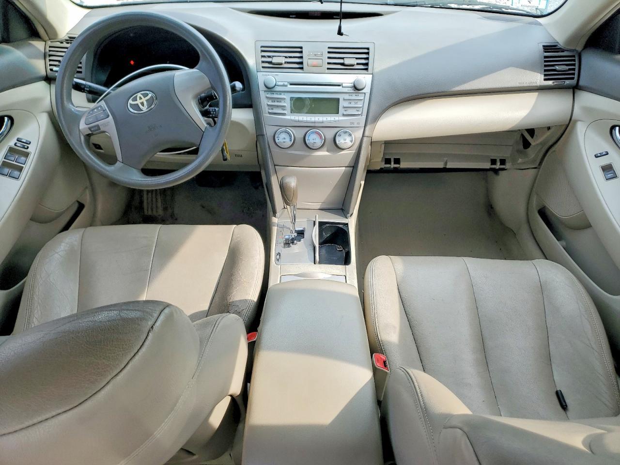 2011 TOYOTA CAMRY