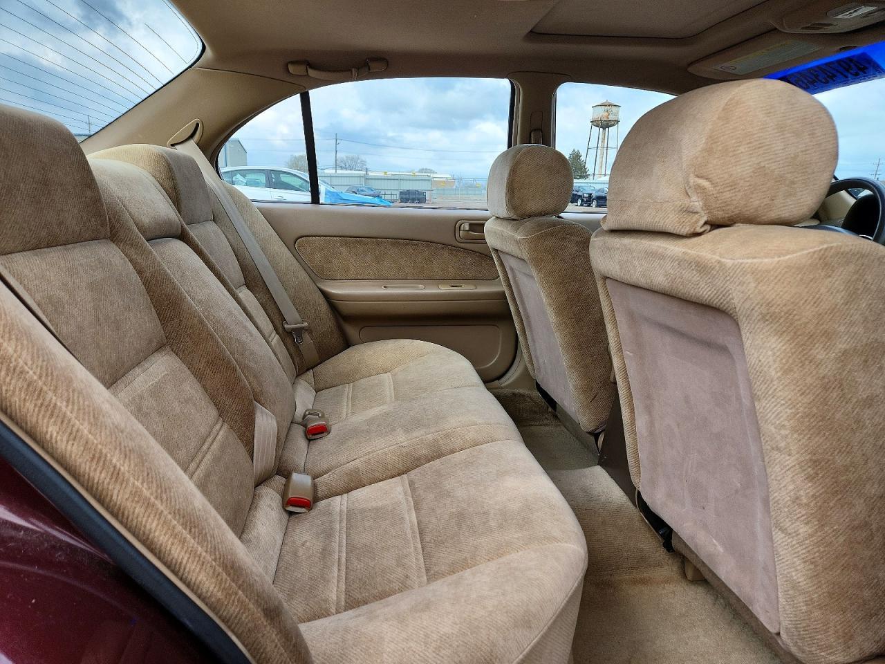1998 NISSAN Maxima