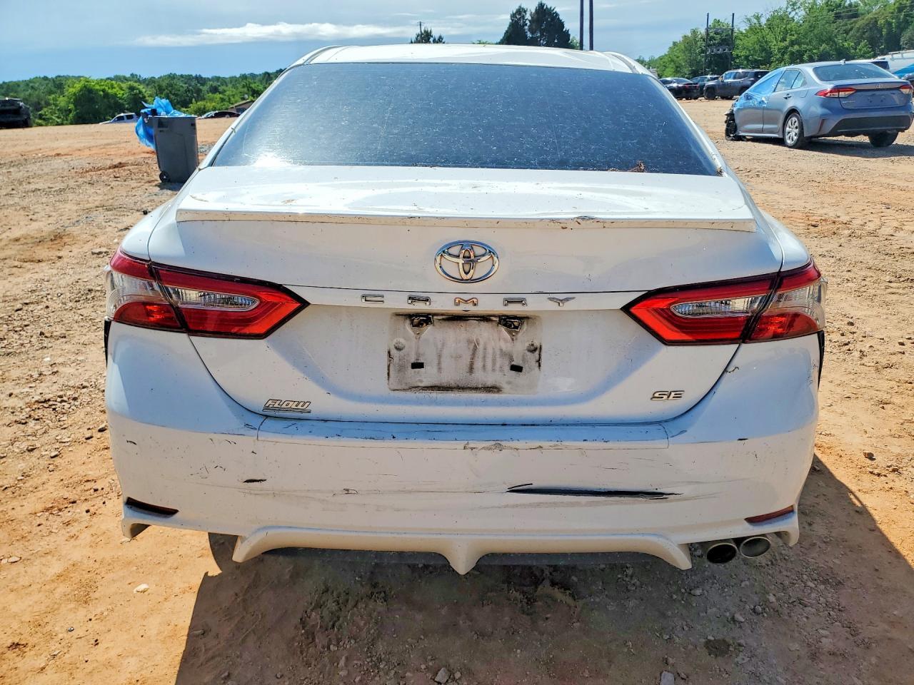 2018 TOYOTA CAMRY