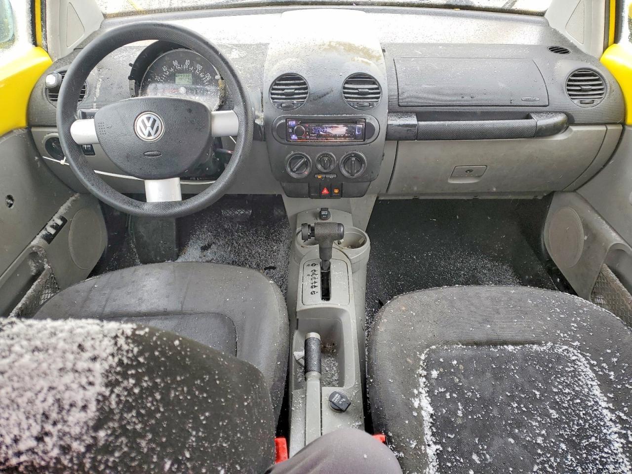 2002 VOLKSWAGEN Beetle