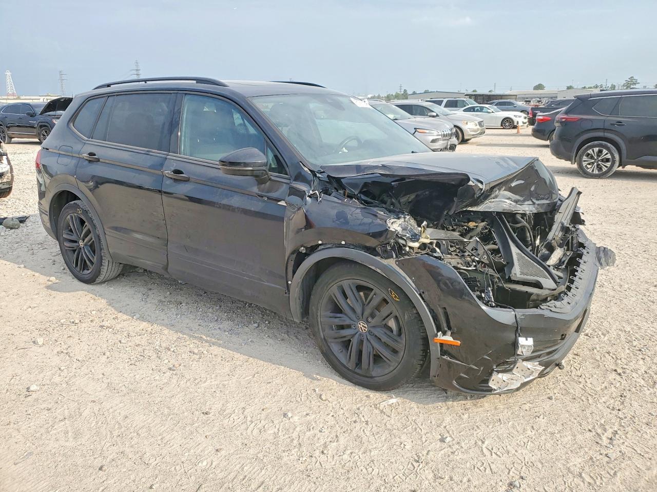 2022 VOLKSWAGEN TIGUAN