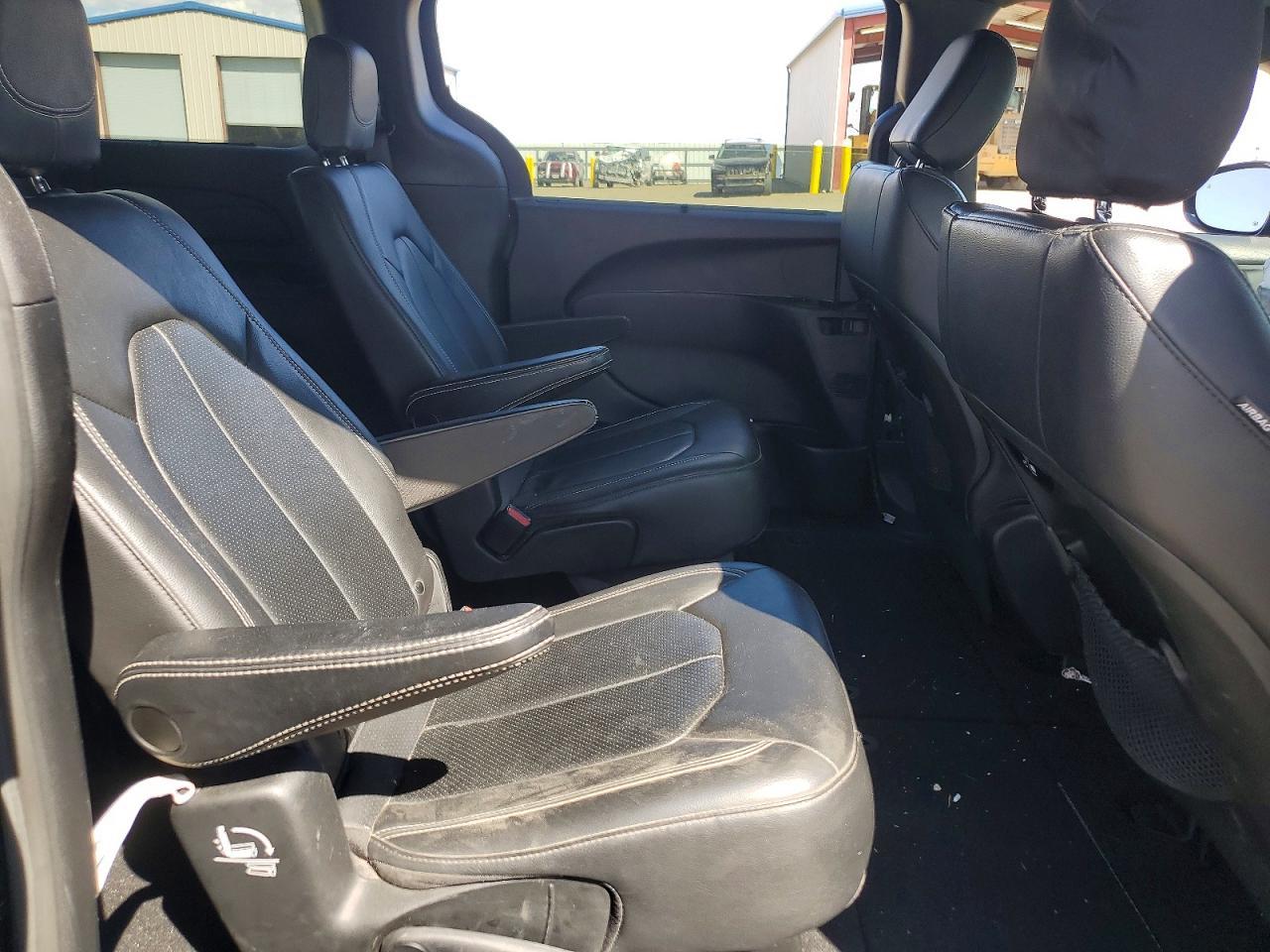 2021 CHRYSLER Pacifica