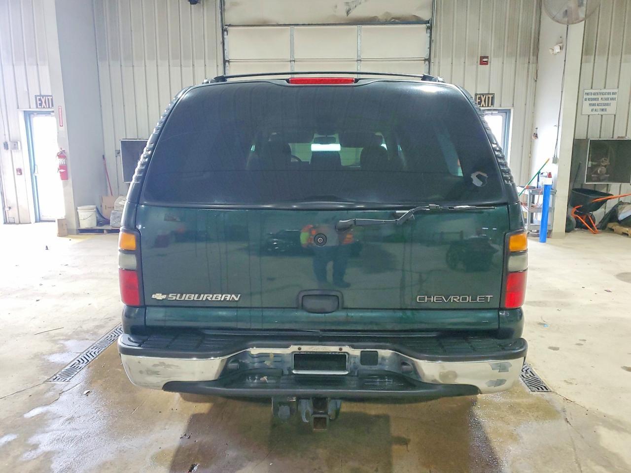 2004 CHEVROLET Suburban