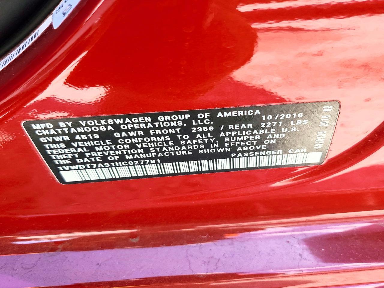 2017 VOLKSWAGEN Passat