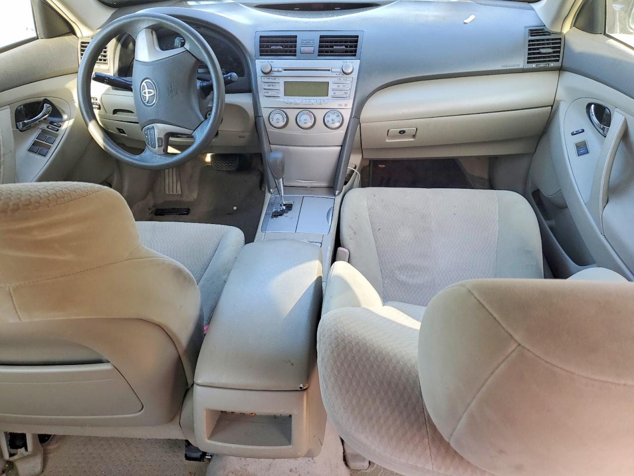 2010 TOYOTA CAMRY