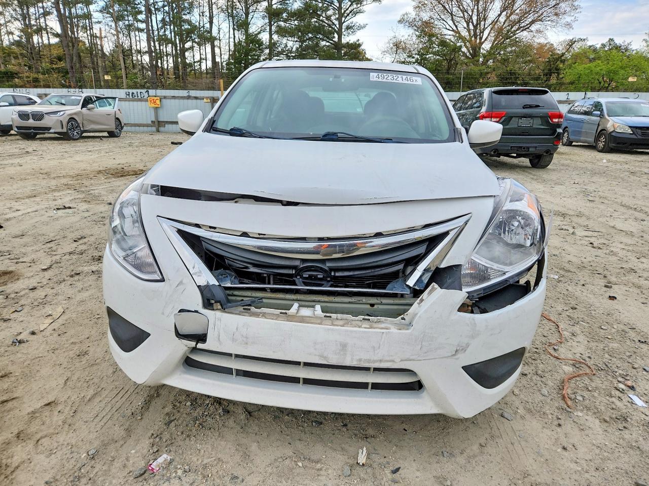 2015 NISSAN VERSA