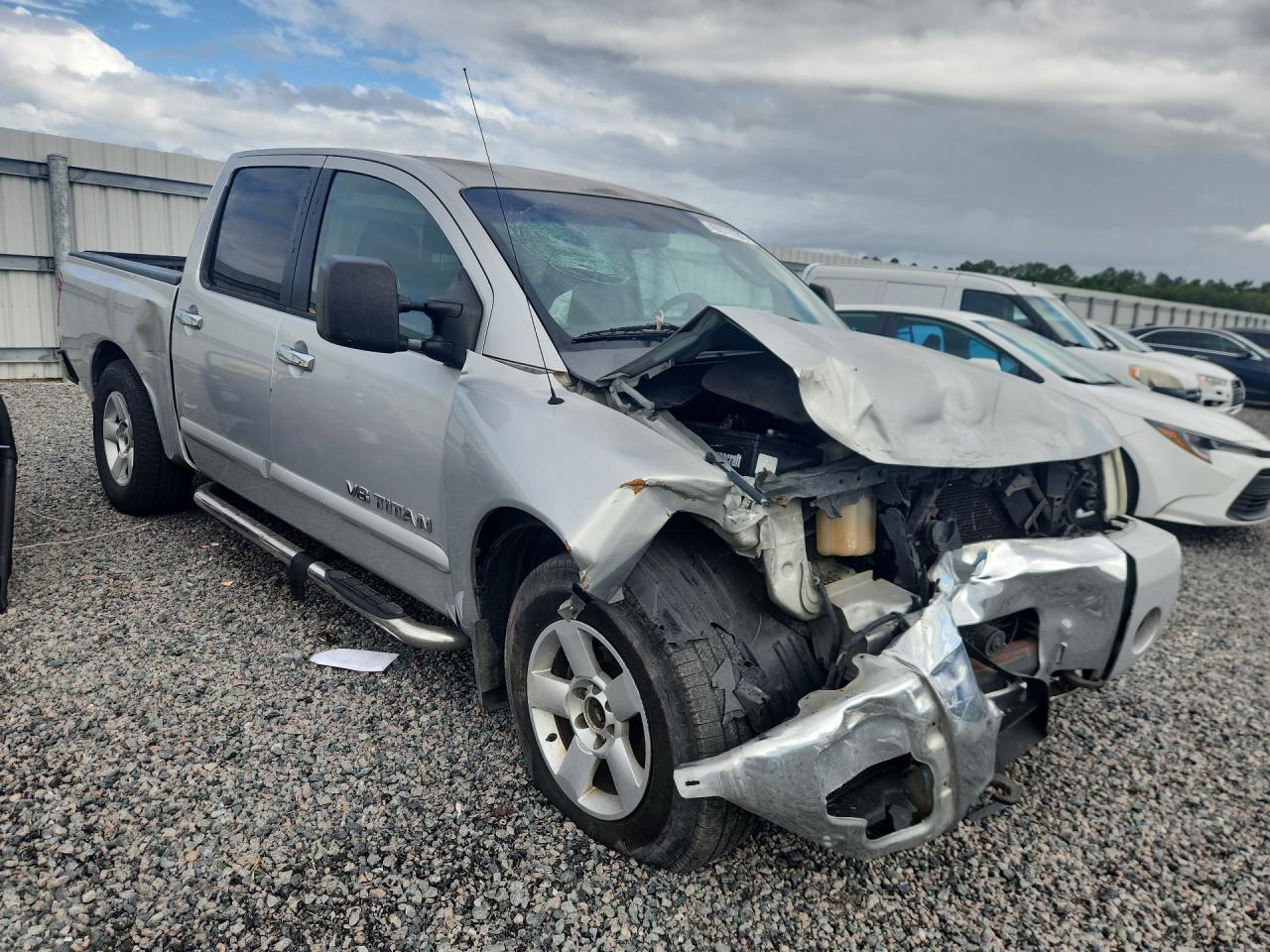 2006 NISSAN Titan