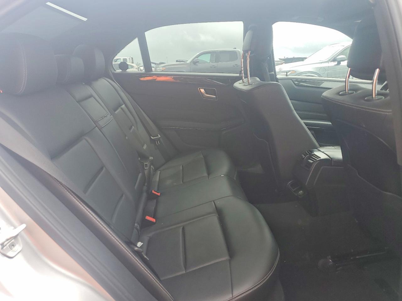 2016 MERCEDES-BENZ E-Class