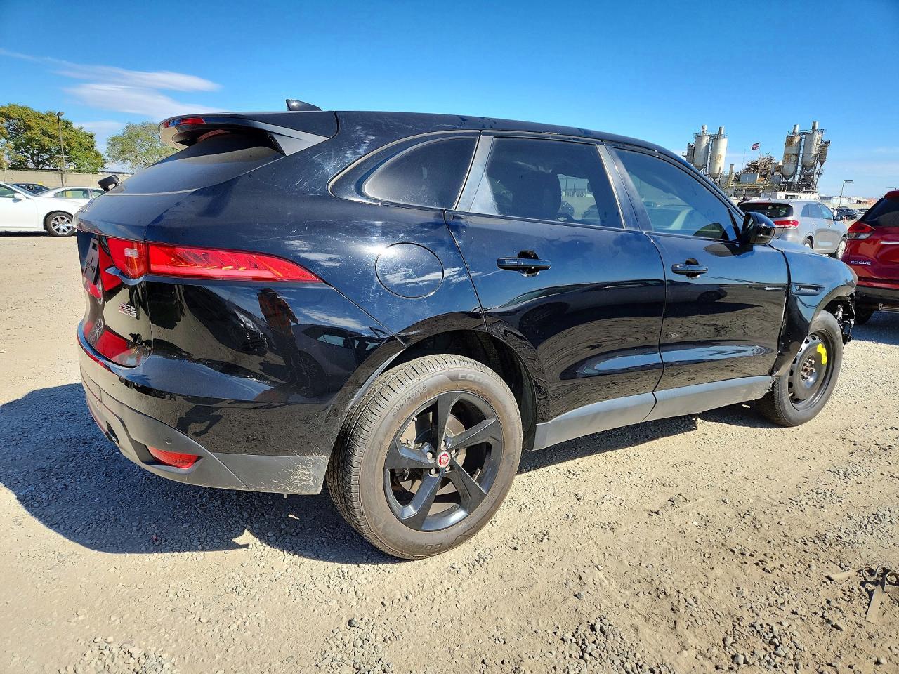 2019 JAGUAR F-Pace
