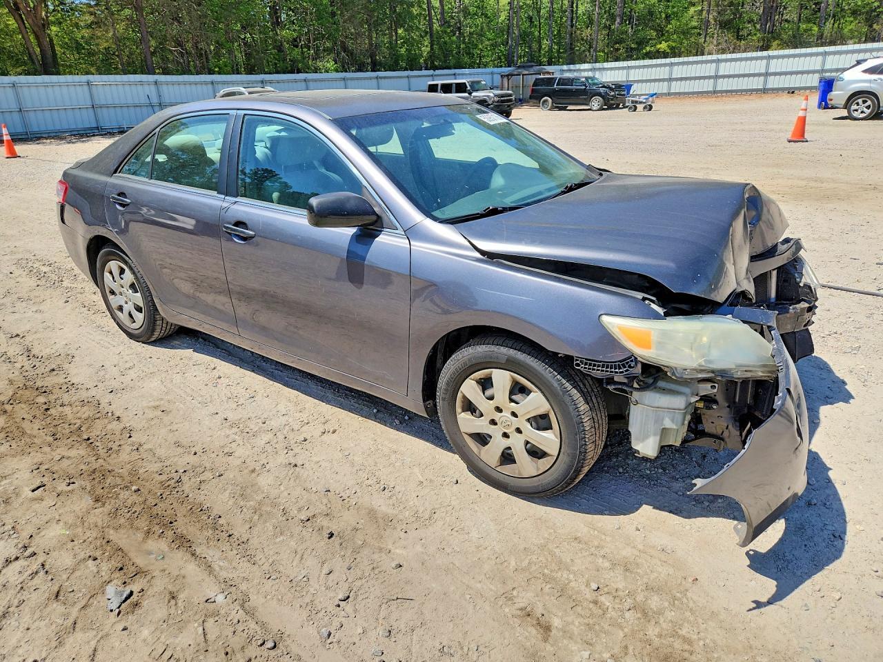 2011 TOYOTA CAMRY